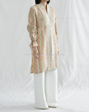 Load image into Gallery viewer, Kamila Kebaya Batik 25