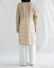 Load image into Gallery viewer, Kamila Kebaya Batik 25
