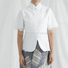 Muat gambar ke penampil Galeri, Kebaya Janggan Modern Atasan Katun Bordir - Batik Pastel