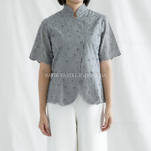 Muat gambar ke penampil Galeri, Kebaya Janggan Modern Atasan Katun Bordir - Batik Pastel