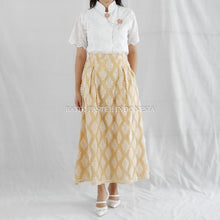 Muat gambar ke penampil Galeri, Bawahan Rok atau Celana Tenun Sulam Bulu (pilih variasi)