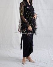 Load image into Gallery viewer, Garden Kebaya Top - Black