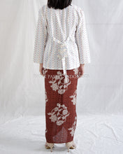 Load image into Gallery viewer, Dara Modern Kebaya PJG Sleeves - Cotton