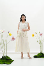 Load image into Gallery viewer, Fiore Outer Tulle Bordir Bunga