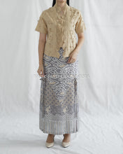 Muat gambar ke penampil Galeri, Nona Top Atasan Kebaya Kutubaru Modern Katun Bordir (pilih variasi)