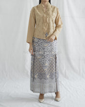 Muat gambar ke penampil Galeri, Nona Top Atasan Kebaya Kutubaru Modern Katun Bordir (pilih variasi)