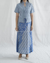 Muat gambar ke penampil Galeri, Nona Top Atasan Kebaya Kutubaru Modern Katun Bordir (pilih variasi)
