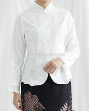 Muat gambar ke penampil Galeri, Kebaya Janggan Modern Atasan Katun Bordir - Batik Pastel