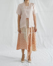 Load image into Gallery viewer, Awan atasan Kebaya Kutubaru Bordir Scallop Viscose - Batik Pastel