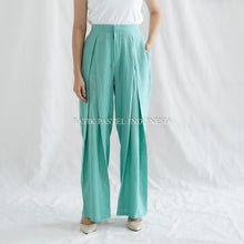 Load image into Gallery viewer, Kulot / Celana Pleats Tenun Bahan Dobi Viscose Batik Pastel Indonesia