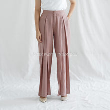Load image into Gallery viewer, Kulot / Celana Pleats Tenun Bahan Dobi Viscose Batik Pastel Indonesia
