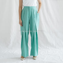 Load image into Gallery viewer, Kulot / Celana Pleats Tenun Bahan Dobi Viscose Batik Pastel Indonesia