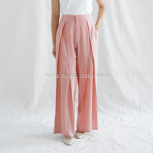 Load image into Gallery viewer, Kulot / Celana Pleats Tenun Bahan Dobi Viscose Batik Pastel Indonesia