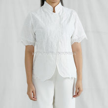 Muat gambar ke penampil Galeri, Kebaya Janggan Modern Atasan Katun Bordir - Batik Pastel