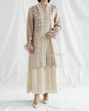 Load image into Gallery viewer, Kamila Kebaya Batik 28