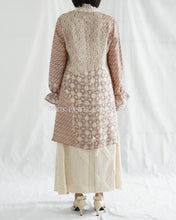 Load image into Gallery viewer, Kamila Kebaya Batik 28