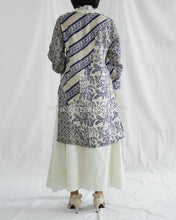 Load image into Gallery viewer, Kamila Kebaya Batik 30