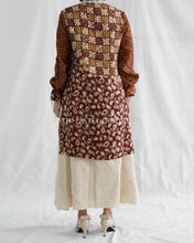 Load image into Gallery viewer, Kamila Kebaya Batik 34