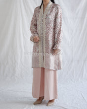 Load image into Gallery viewer, Kamila Kebaya Batik 13