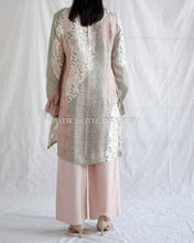 Load image into Gallery viewer, Kamila Kebaya Batik 15
