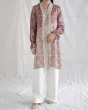 Load image into Gallery viewer, Kamila Kebaya Batik 17
