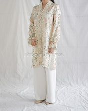 Load image into Gallery viewer, Kamila Kebaya Batik 18