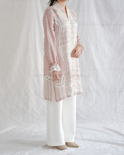 Load image into Gallery viewer, Kamila Kebaya Batik 19