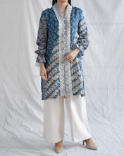 Load image into Gallery viewer, Kamila Kebaya Batik 20