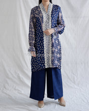 Load image into Gallery viewer, Kamila Kebaya Batik 21