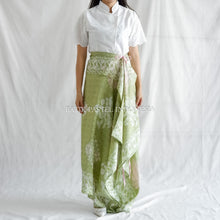 Muat gambar ke penampil Galeri, Kara Skirt - Rok Batik Modern model Kain Ikat Instant