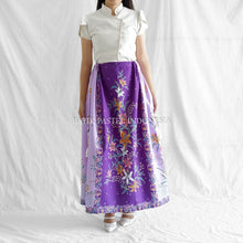 Load image into Gallery viewer, Rok Batik Serut Laras (adjustable waist)