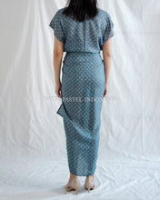 Muat gambar ke penampil Galeri, Linda Dress / Outer 438 (Pilih Variasi)