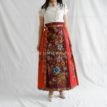 Muat gambar ke penampil Galeri, Rok Batik Maura Pleats Tali - adjustable waist 马面裙