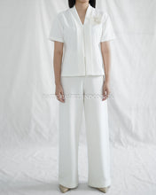 Load image into Gallery viewer, Chrysanthemum Top Top With Floral Embroidery - White