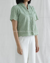 Load image into Gallery viewer, Shella Top Embroidered Cotton Top - Sage