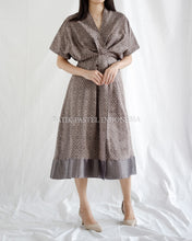 Muat gambar ke penampil Galeri, PO Dress Tenun Butterfly (Pilih Warna)