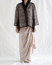 Load image into Gallery viewer, Lily Brocade Kebaya - Black