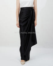 Muat gambar ke penampil Galeri, Rok Tali / Wrap Skirt Satin (Pilih Warna)