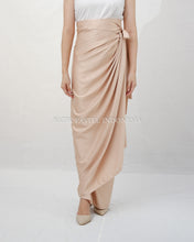 Muat gambar ke penampil Galeri, Rok Tali / Wrap Skirt Satin (Pilih Warna)