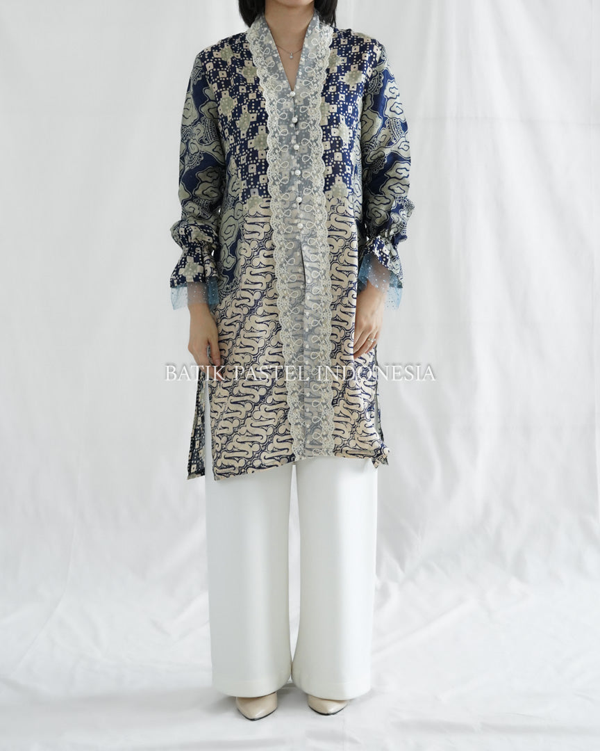 Kamila Kebaya Batik 22