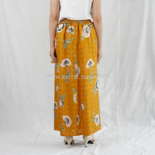 Muat gambar ke penampil Galeri, Fita Skirt 45
