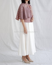 Muat gambar ke penampil Galeri, Nala Top / Blouse With Cape - 03
