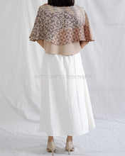 Load image into Gallery viewer, Nala Top / Blouse With Cape - 04
