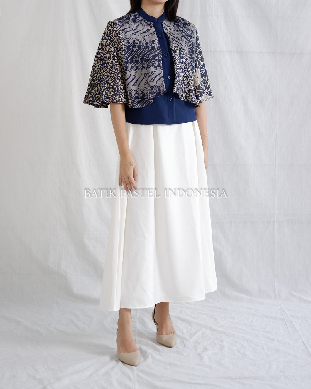 Nala Top / Blouse With Cape - 05