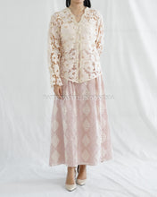 Load image into Gallery viewer, Bella Top Atasan Brokat Prada Lace - Batik Pastel
