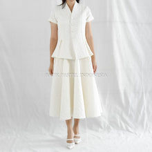 Load image into Gallery viewer, [Bisa Terpisah] Laura Rok Payung / Flare Full Circle &amp; Atasan Blouse Vneck Jacquard Premium Lebaran 2026 - Mewah &amp; Lembut - Batik Pastel
