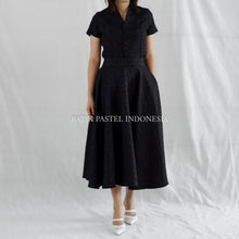 Load image into Gallery viewer, [Bisa Terpisah] Laura Rok Payung / Flare Full Circle &amp; Atasan Blouse Vneck Jacquard Premium Lebaran 2026 - Mewah &amp; Lembut - Batik Pastel
