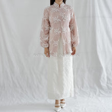 Muat gambar ke penampil Galeri, Kalma Kebaya Janggan Modern Tencel Bordir
