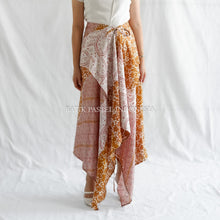 Muat gambar ke penampil Galeri, Kara Skirt - Rok Batik Modern model Kain Ikat Instant
