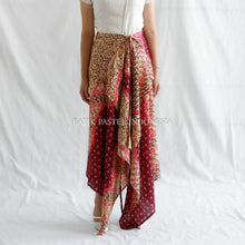 Muat gambar ke penampil Galeri, Kara Skirt - Rok Batik Modern model Kain Ikat Instant
